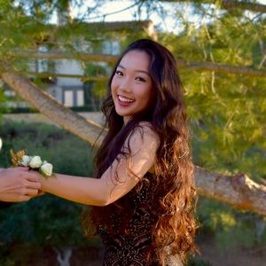 Meet your Posher, Cindy